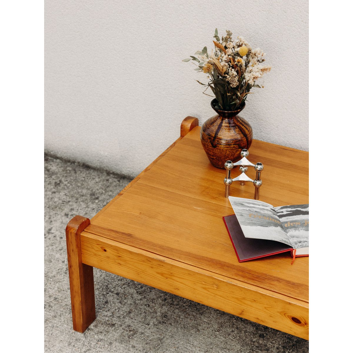 Table basse en pin au style chalet Léonie N°1007 - Bon état bois clair, DEBONGOUT