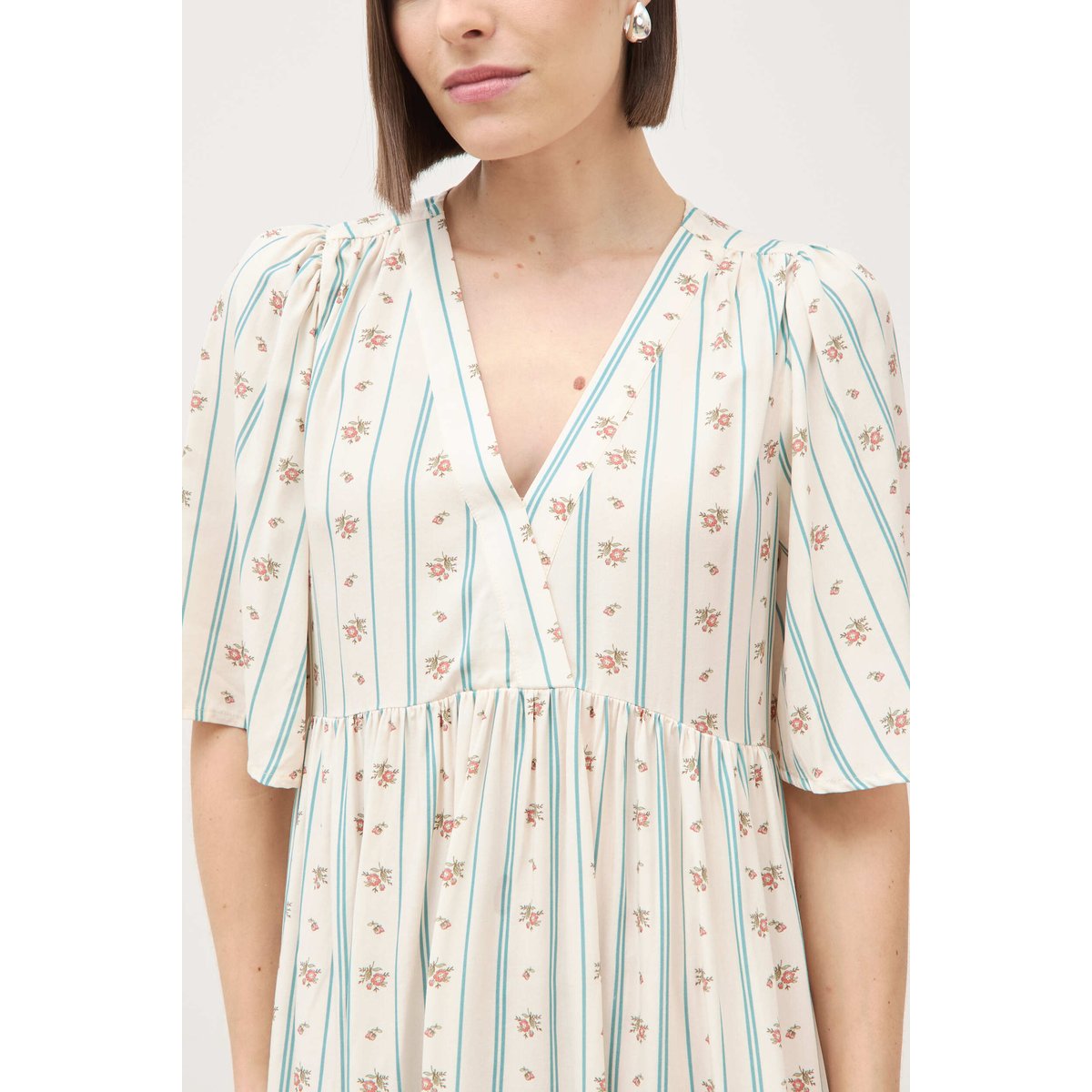 Robe fluide col v manches courtes bleu gris, BONOBO