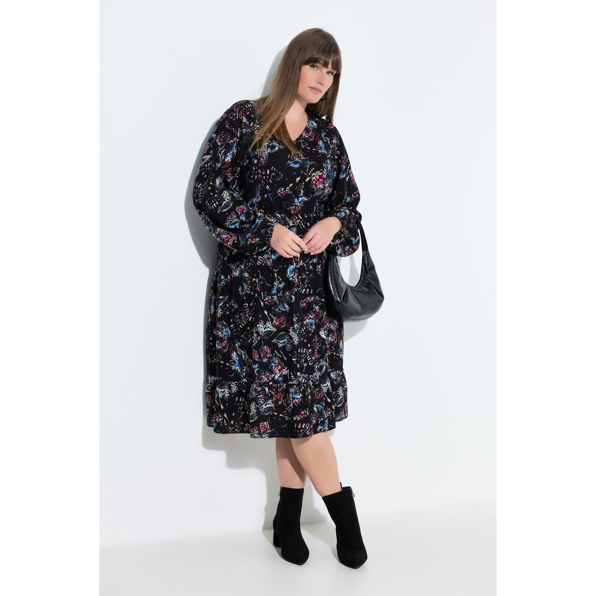 Robe midi décolleté en V et manches longues noir, ULLA POPKEN