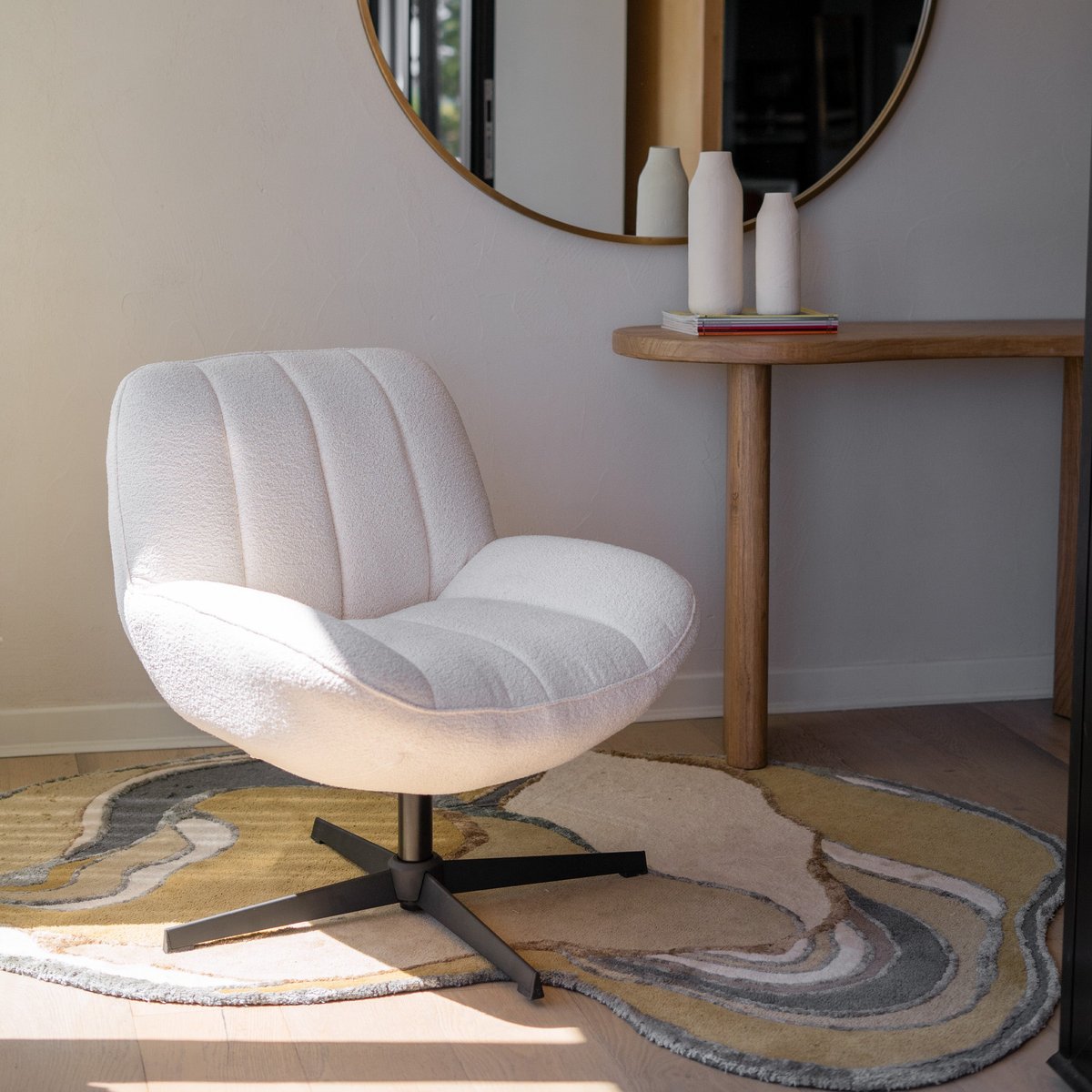 Fauteuil pivotant en tissu bouclé - ELVIS blanc cassé, MAISON PAVANE