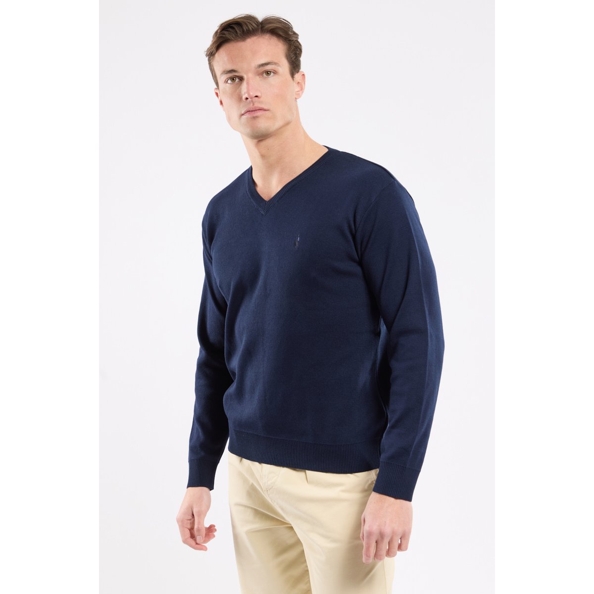 Pull col V en coton marine deep, GUY DE BERAC