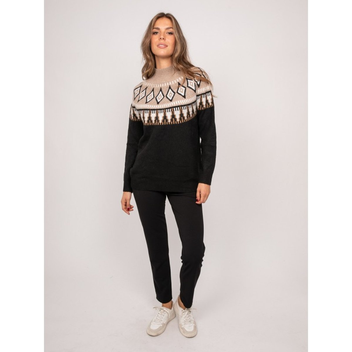 Pull Jacquard Col Montant Et Motif Norvégien Katana noir, DONA LISA