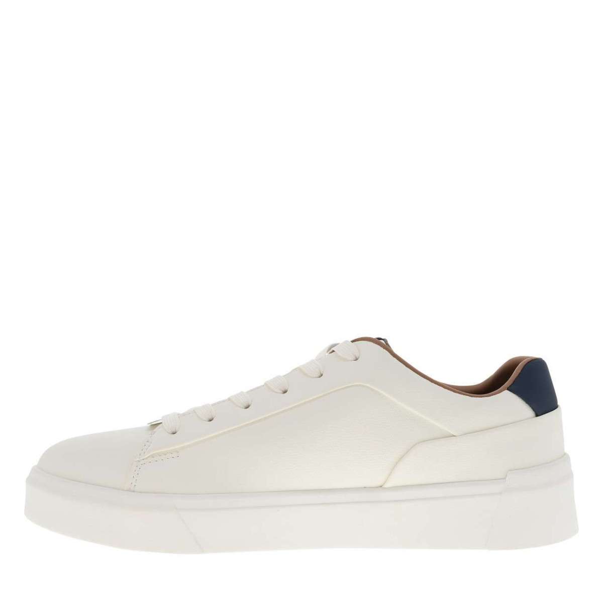 Sneakers talon plat blanc, BUGATTI