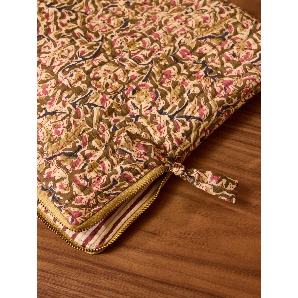 Pochette ordinateur imprimé indien Fleurs Agra imprimé fleurs agra, CYRILLUS