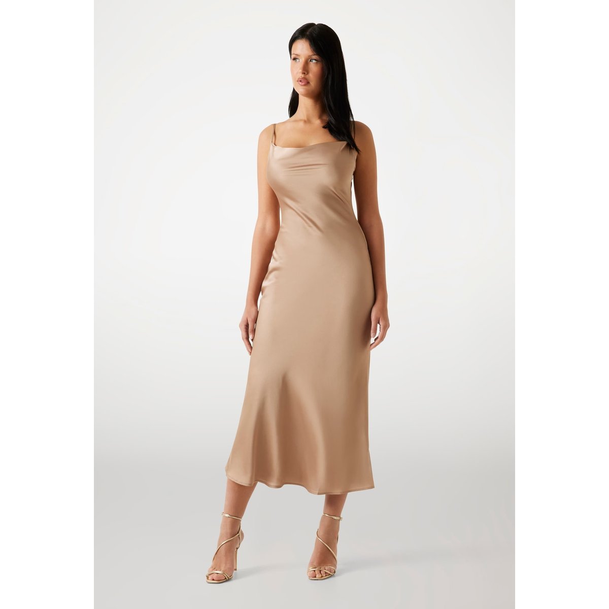 Robe Nuisette En Satin marron, GUESS