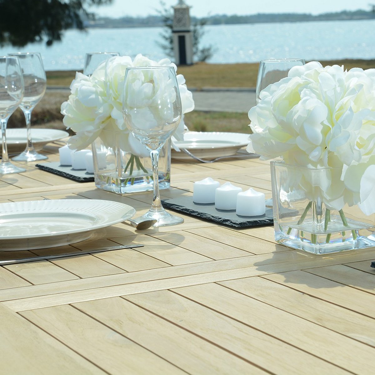 Salon de jardin teck massif Huelva, 8 places naturel, TECK ATTITUDE