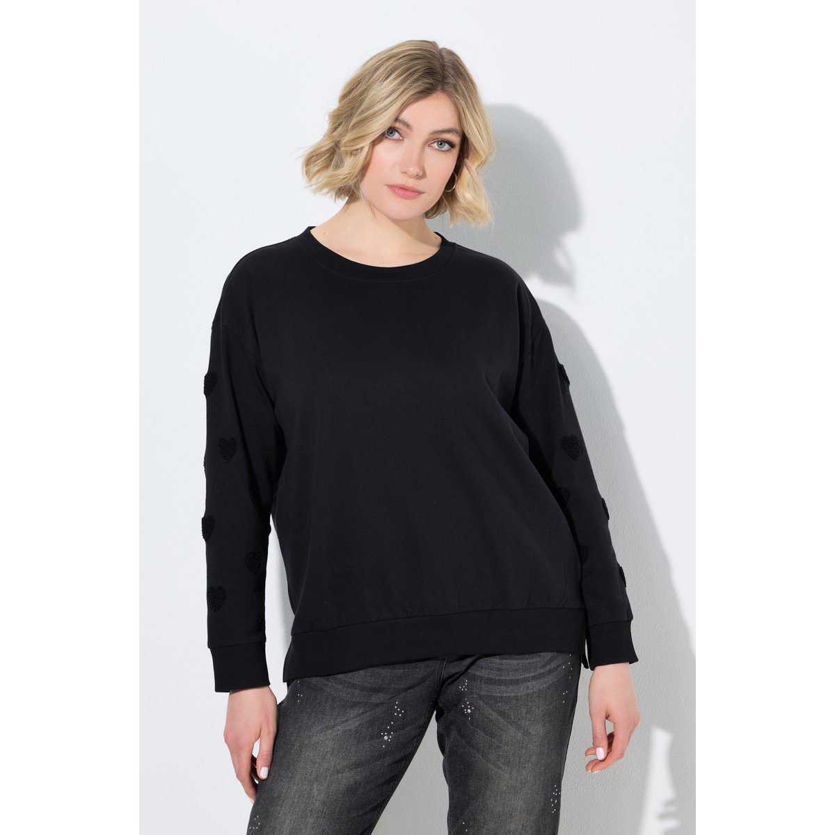 Sweat-shirt avec cœurs brodés noir, ULLA POPKEN