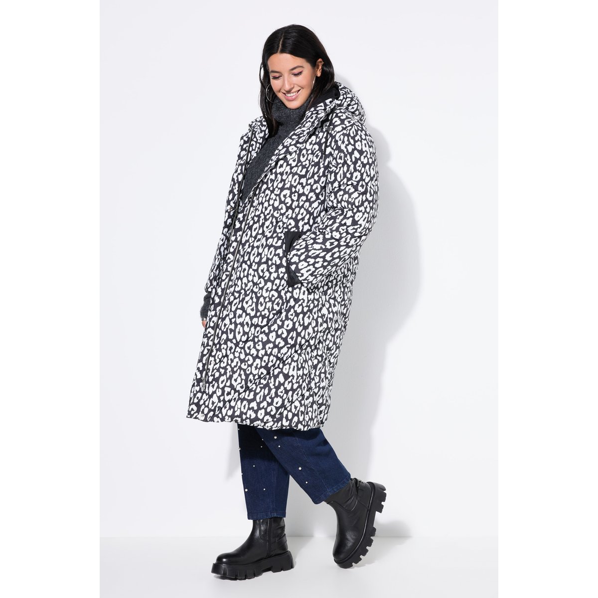 Manteau matelassé motif léopard noir, STUDIO UNTOLD