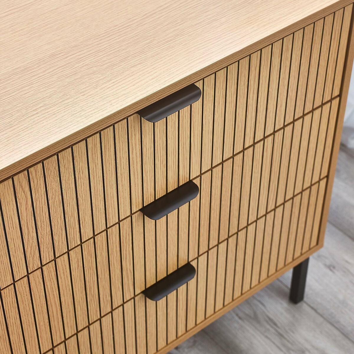 Gia Slatted Oak 3 Drawer Chest oak, SO'HOME