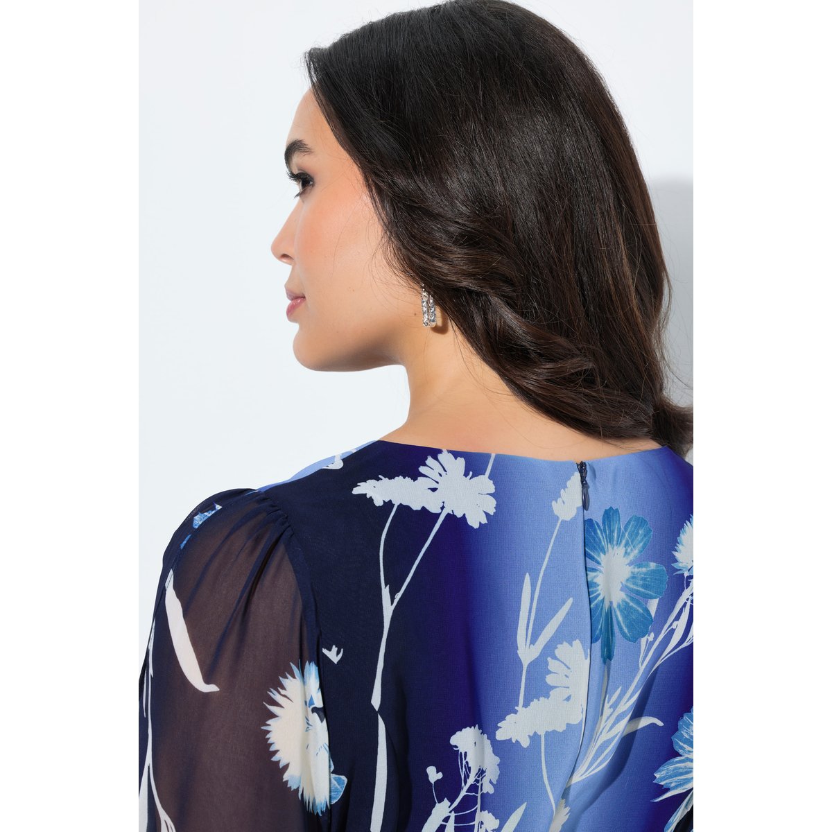 Robe de soirée à fleurs marine, ULLA POPKEN