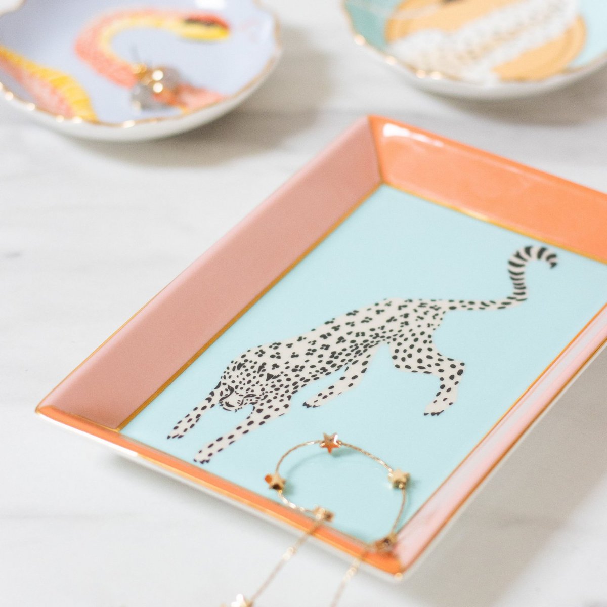 Petit plateau en porcelaine Panthère multicolore, YVONNE ELLEN
