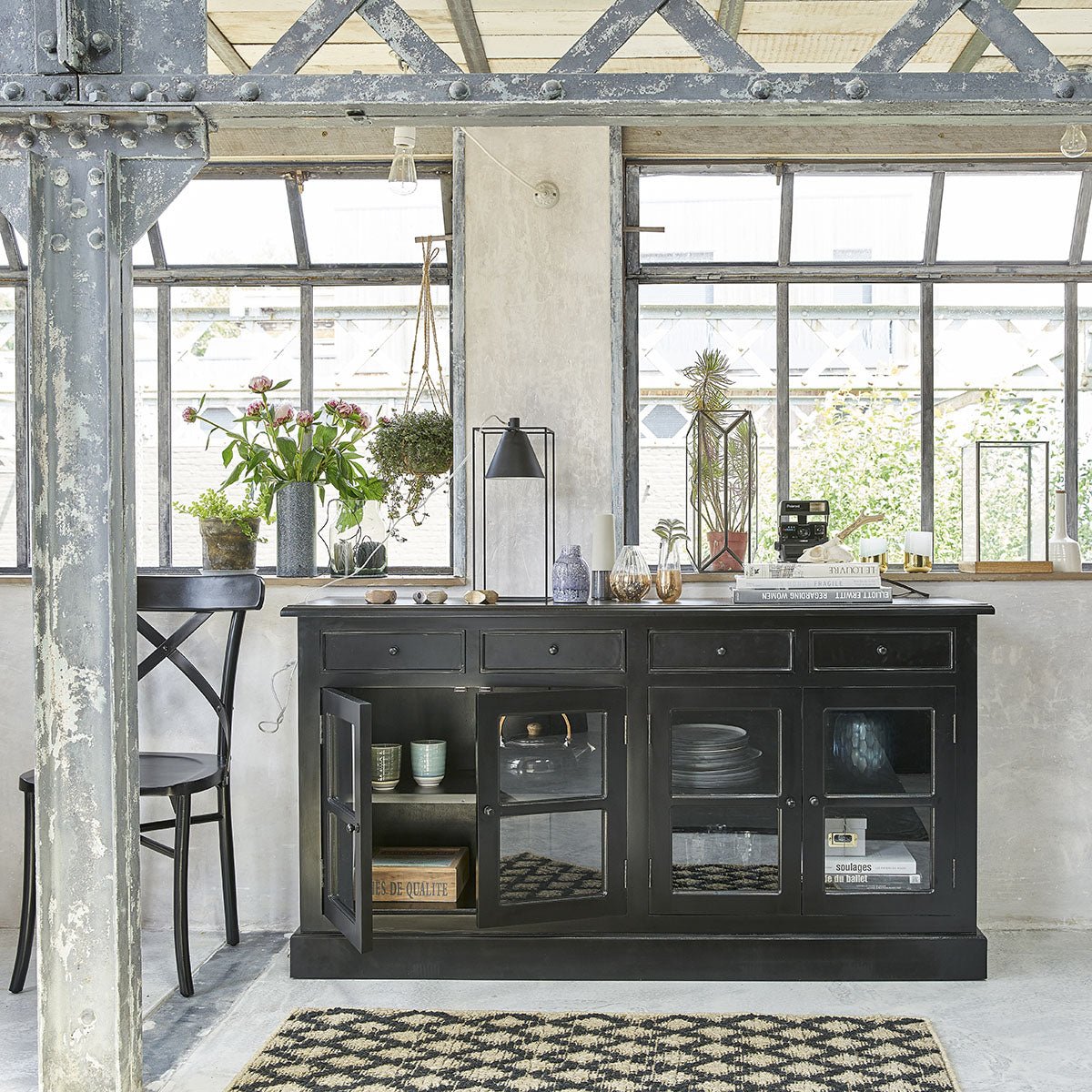 Buffet en bois d'acajou 4 portes 4 tiroirs BASTIDE noir, BERAH GETAH