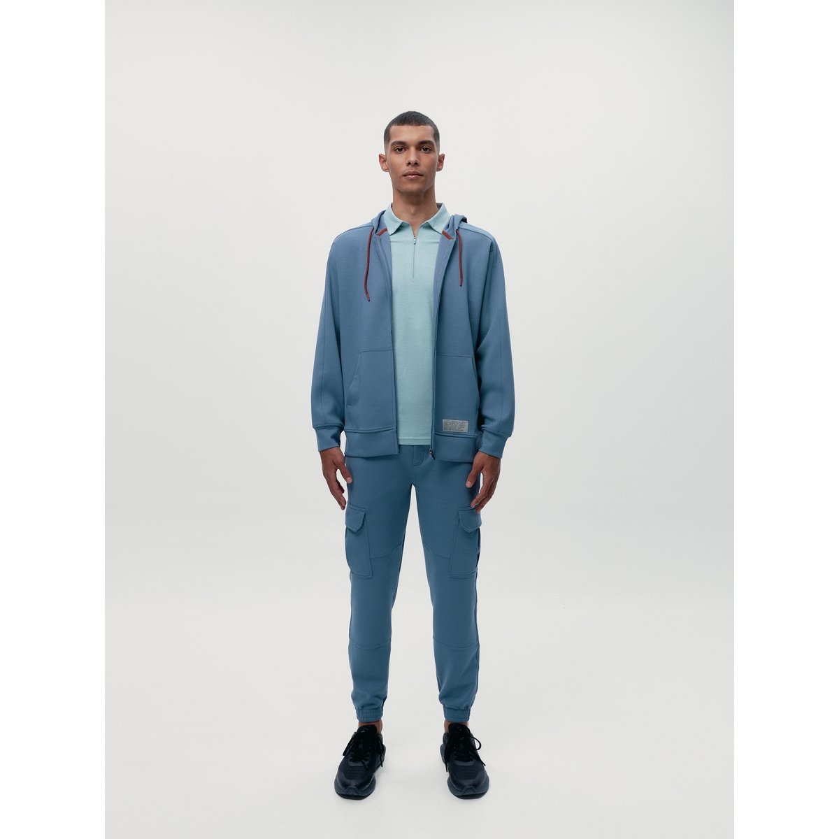 Jogger de sport homme Biafra séchage rapide toucher doux vert asperge, BORN