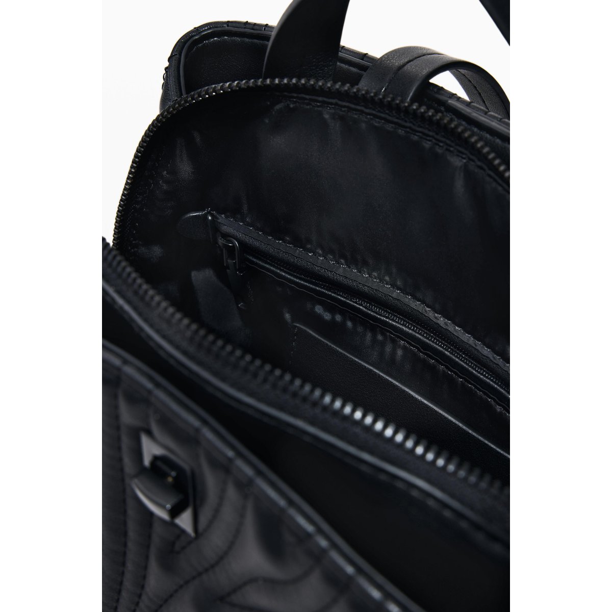 Petit sac à dos à relief noir, DESIGUAL