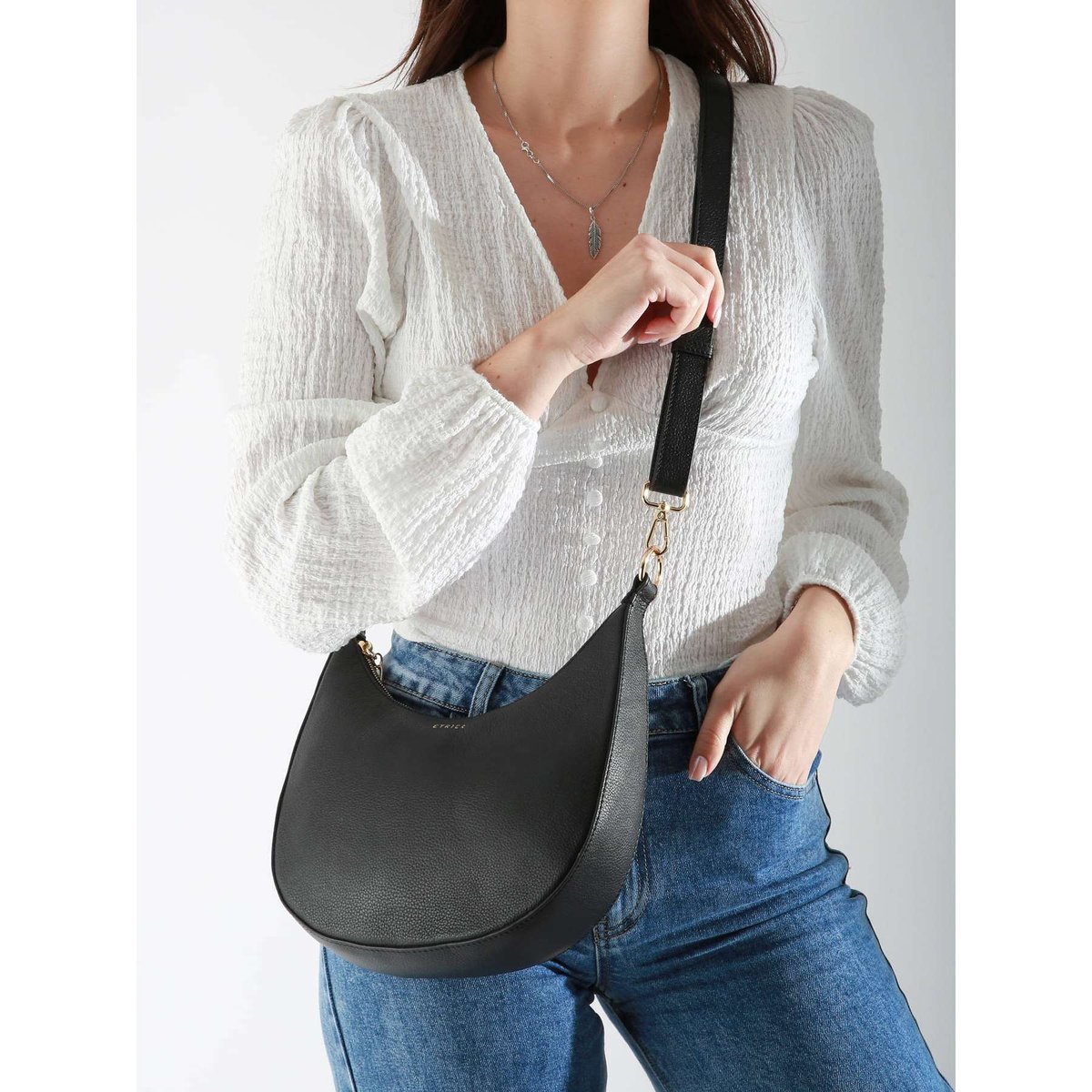 Sac bandoulière M Tradition cuir noir, ETRIER