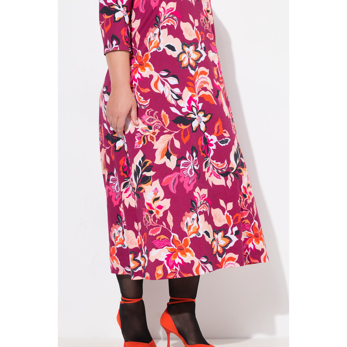 Robe en jersey à fleurs orchidée foncé, ULLA POPKEN