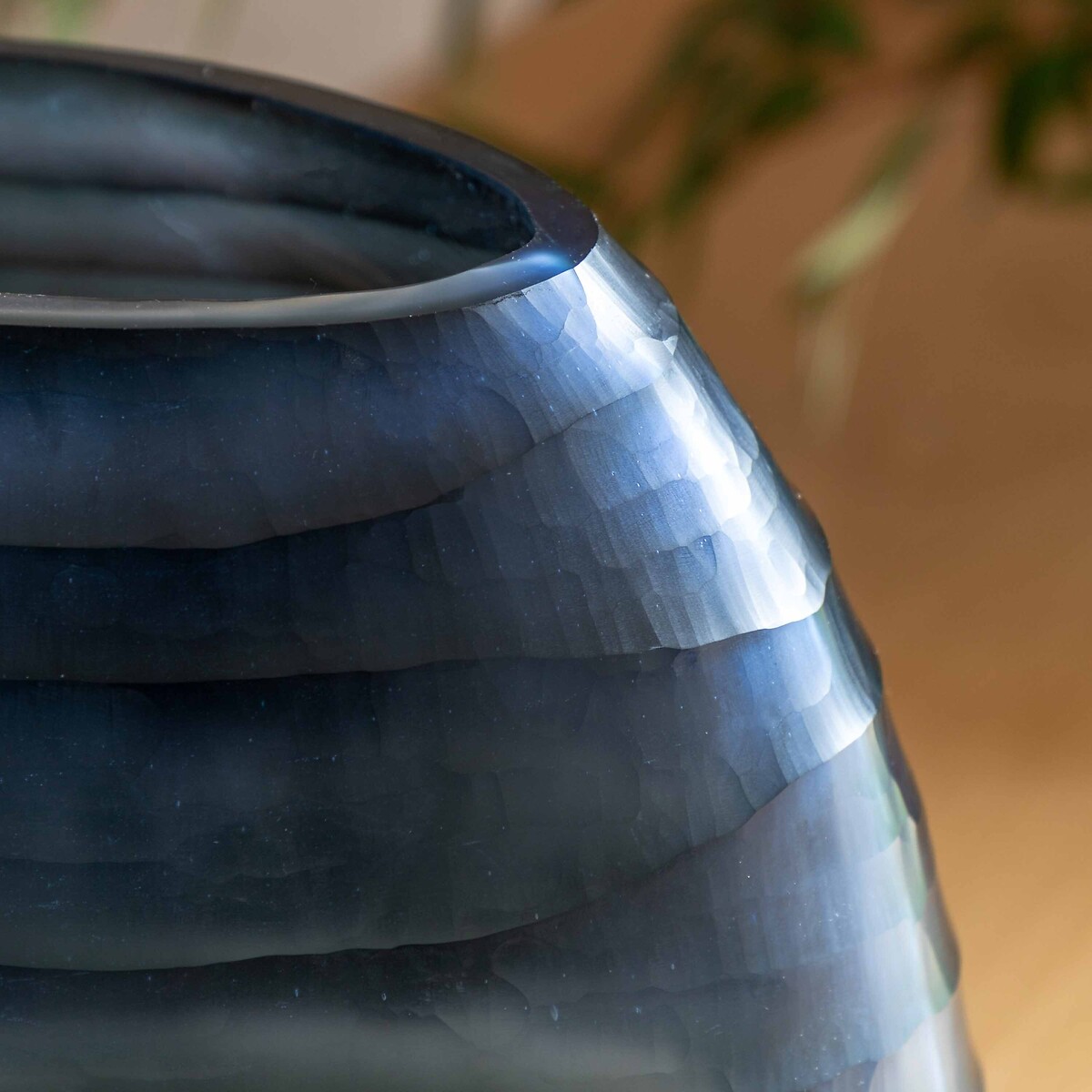 35cm Handblown Carved Glass Vase blue, ÉDITÉ