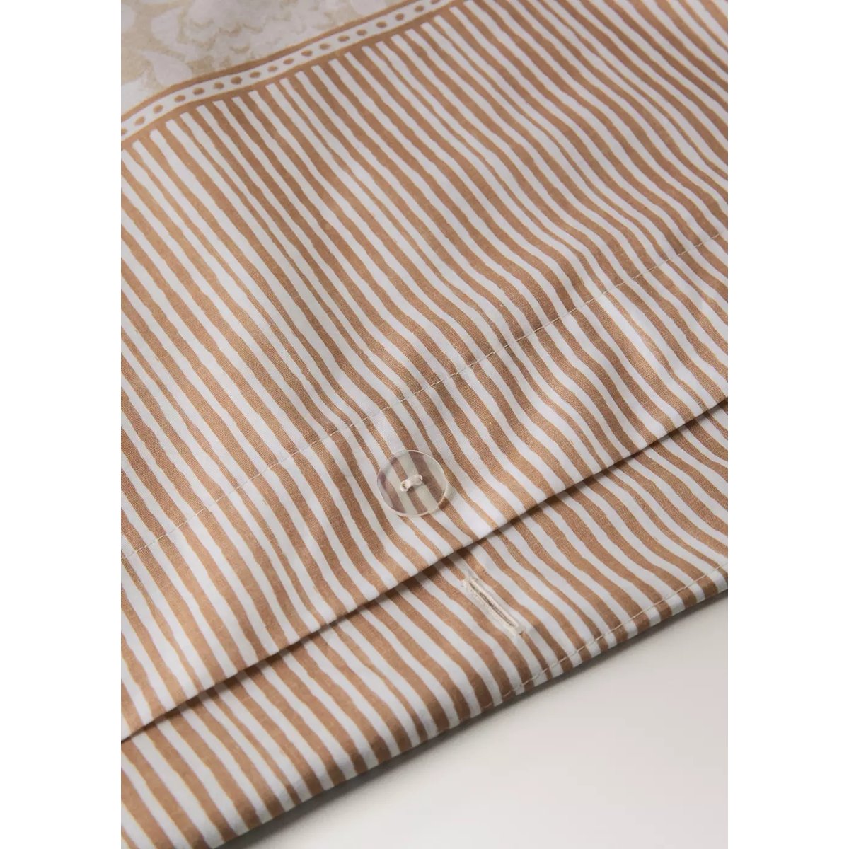 Housse de couette en coton avec bordure florale Lit 135/140 cm ocre, MANGO HOME