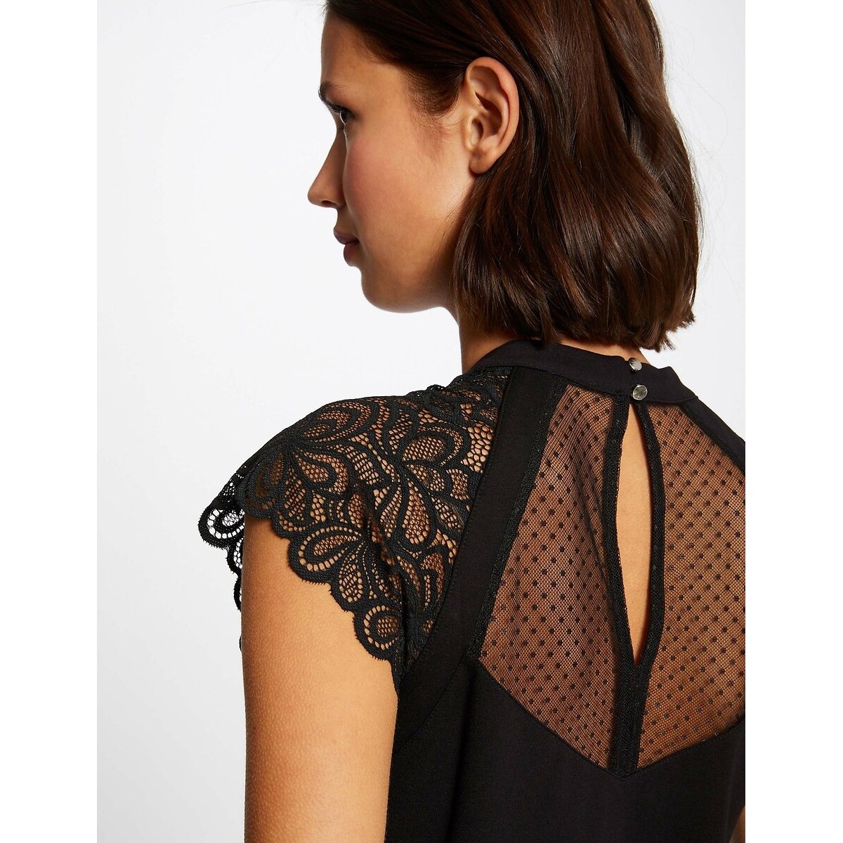 T-shirt a maniche corte con pizzo nero , MORGAN