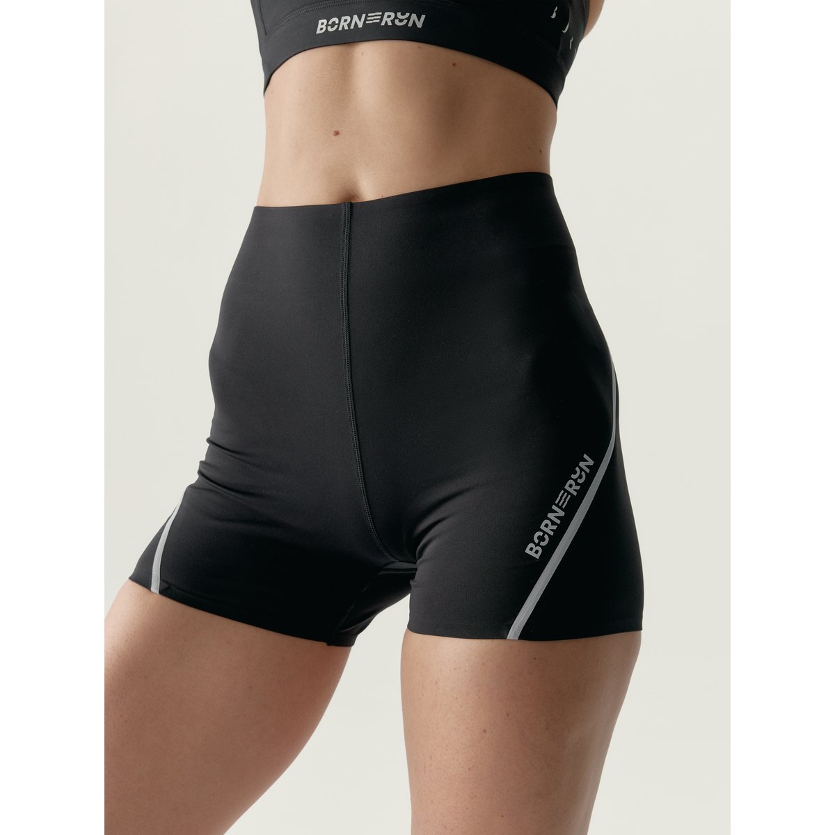 Short Moulant de Sport Performance LUNA RUN noir, BORN