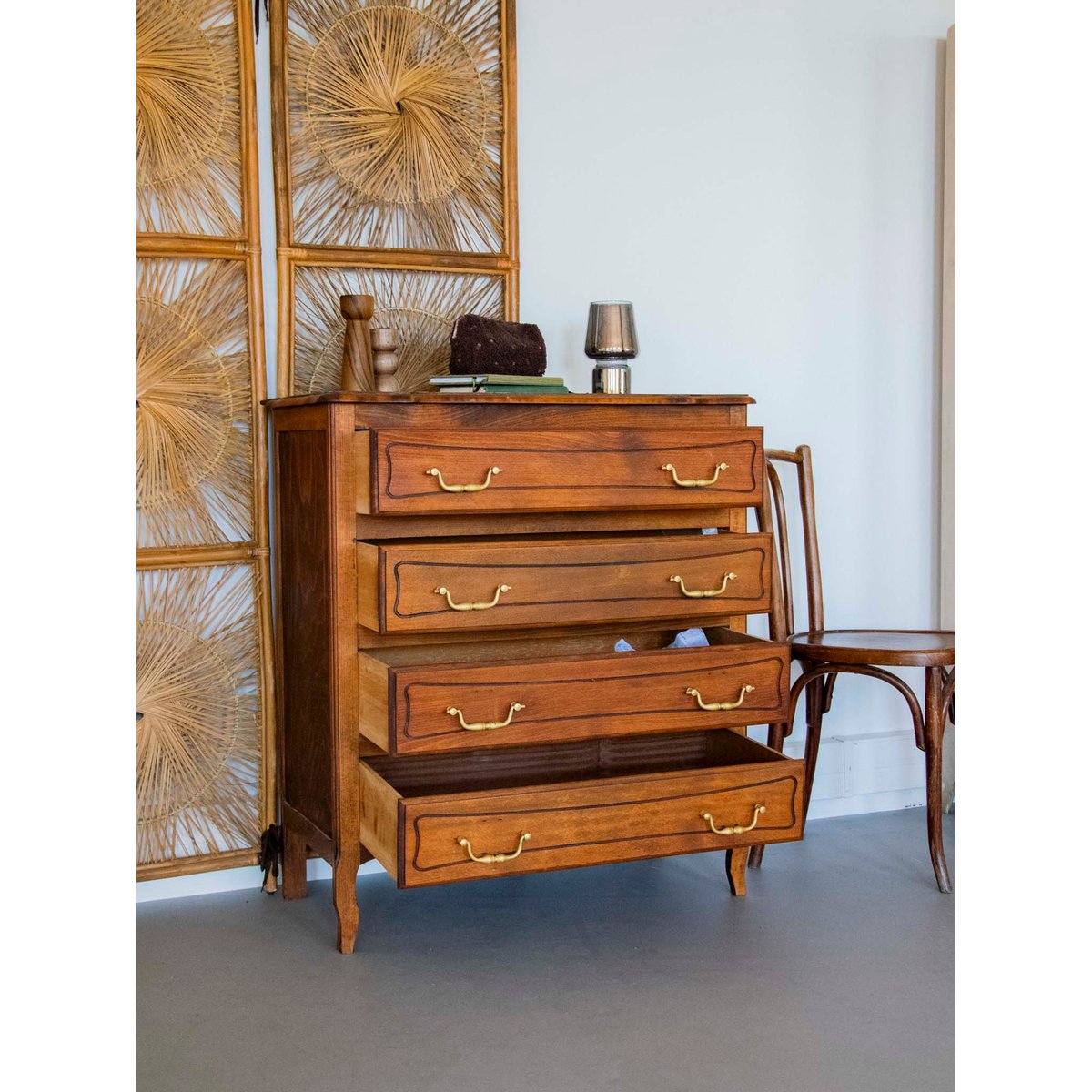 Commode en bois foncé Garance N°585 - Bon état bois foncé, DEBONGOUT