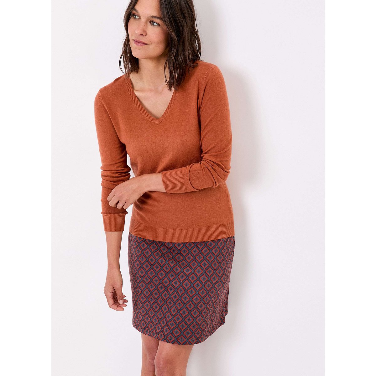 Pull maille col V HAYA jaune ocre, LA FIANCÉE