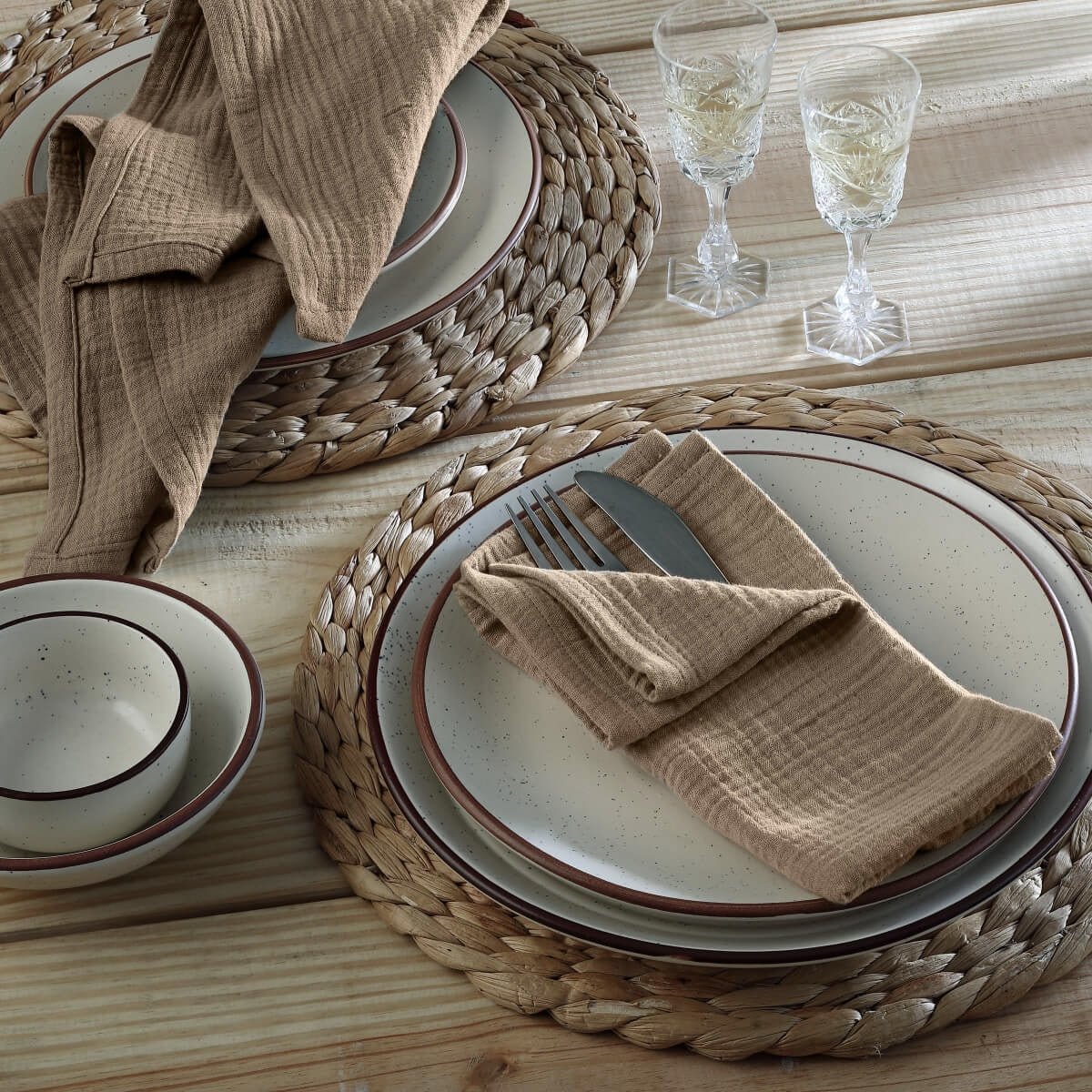 Lot de 4 serviettes de table gaze de coton ALMA Made in Europe latte, FEBRONIE