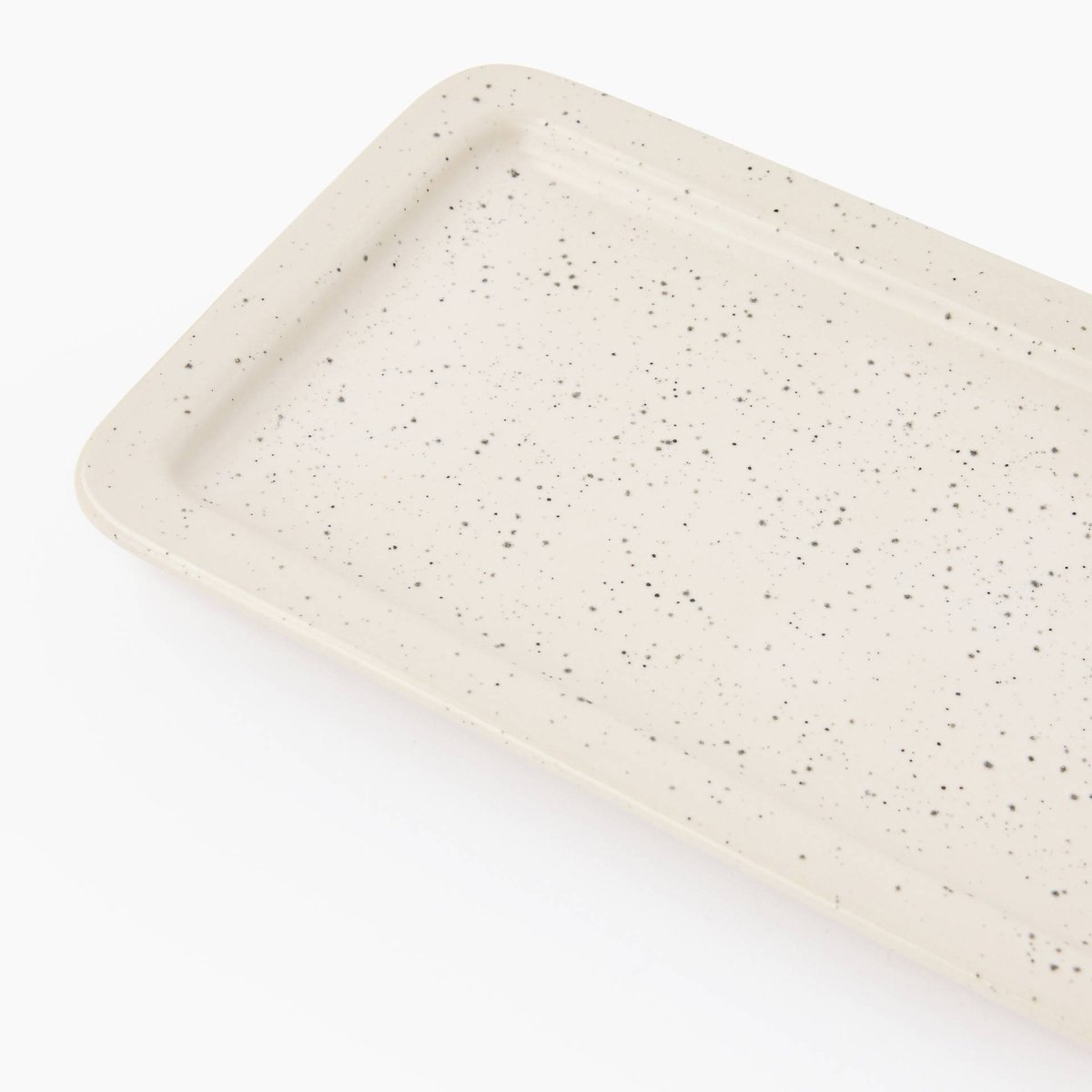 Plat rectangulaire finition mouchetée, 30cm off white, MONOPRIX