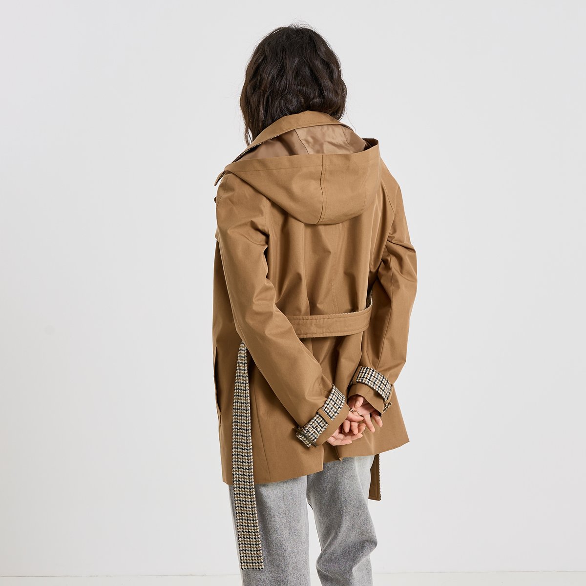 Trench mi-long à capuche marron camel, GRAIN DE MALICE