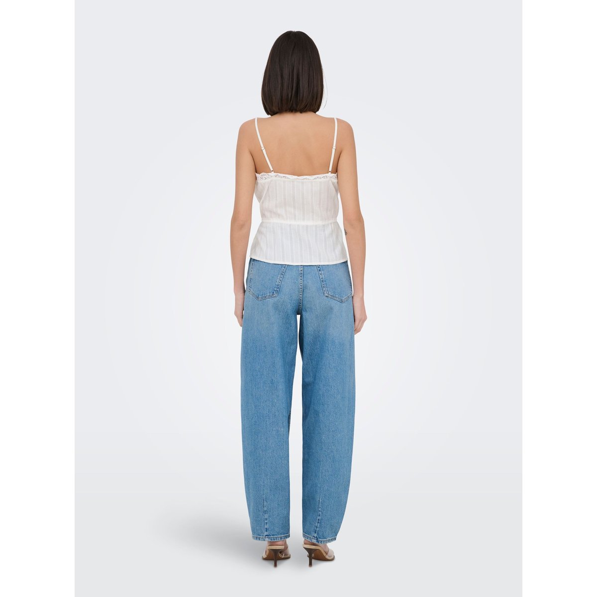 Top white, JDY