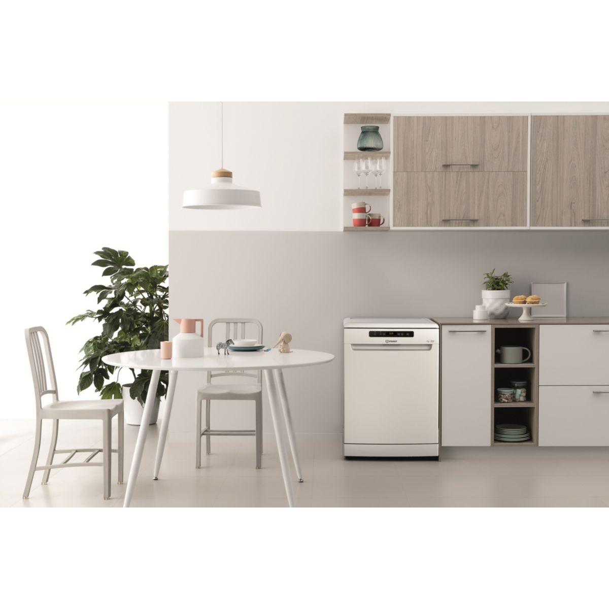Lave vaisselle 60 cm I0FD561W couleur unique, INDESIT