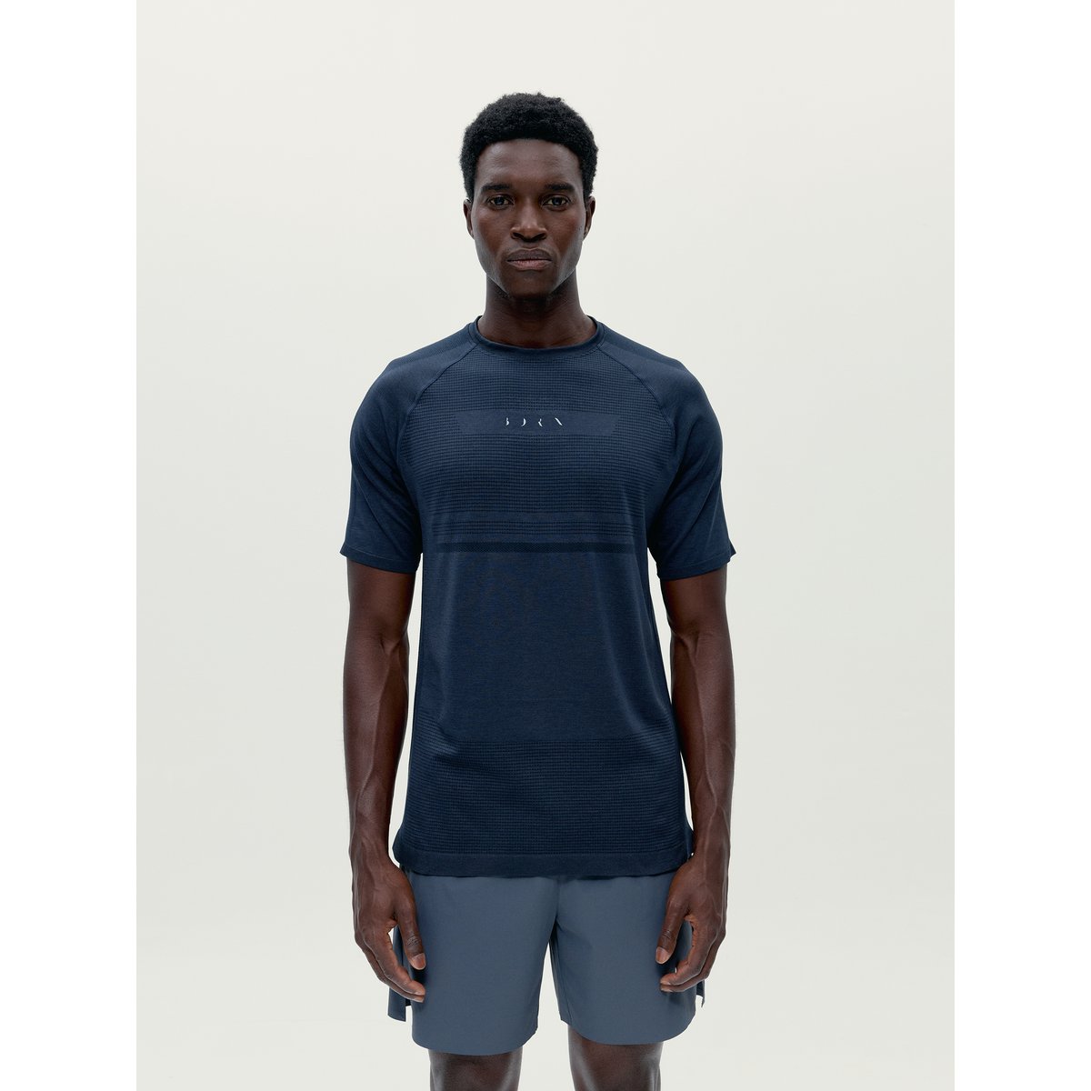 T-shirt de sport homme Grav manches courtes détails réfléchissants gris charbon, BORN