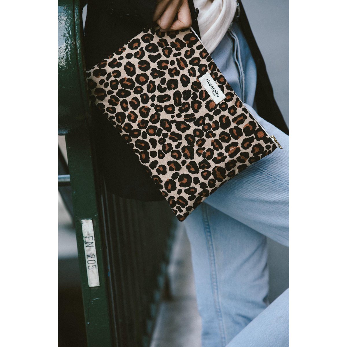 Pochette zippée imprimée BARBETTE léopard beige, RIVEDROITE