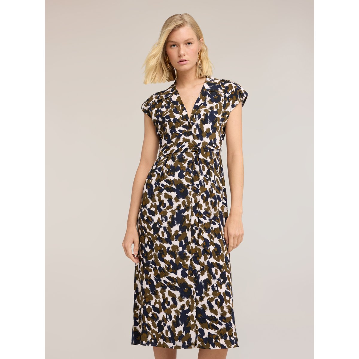 Robe chemisier imprimée verde militare, MOTIVI