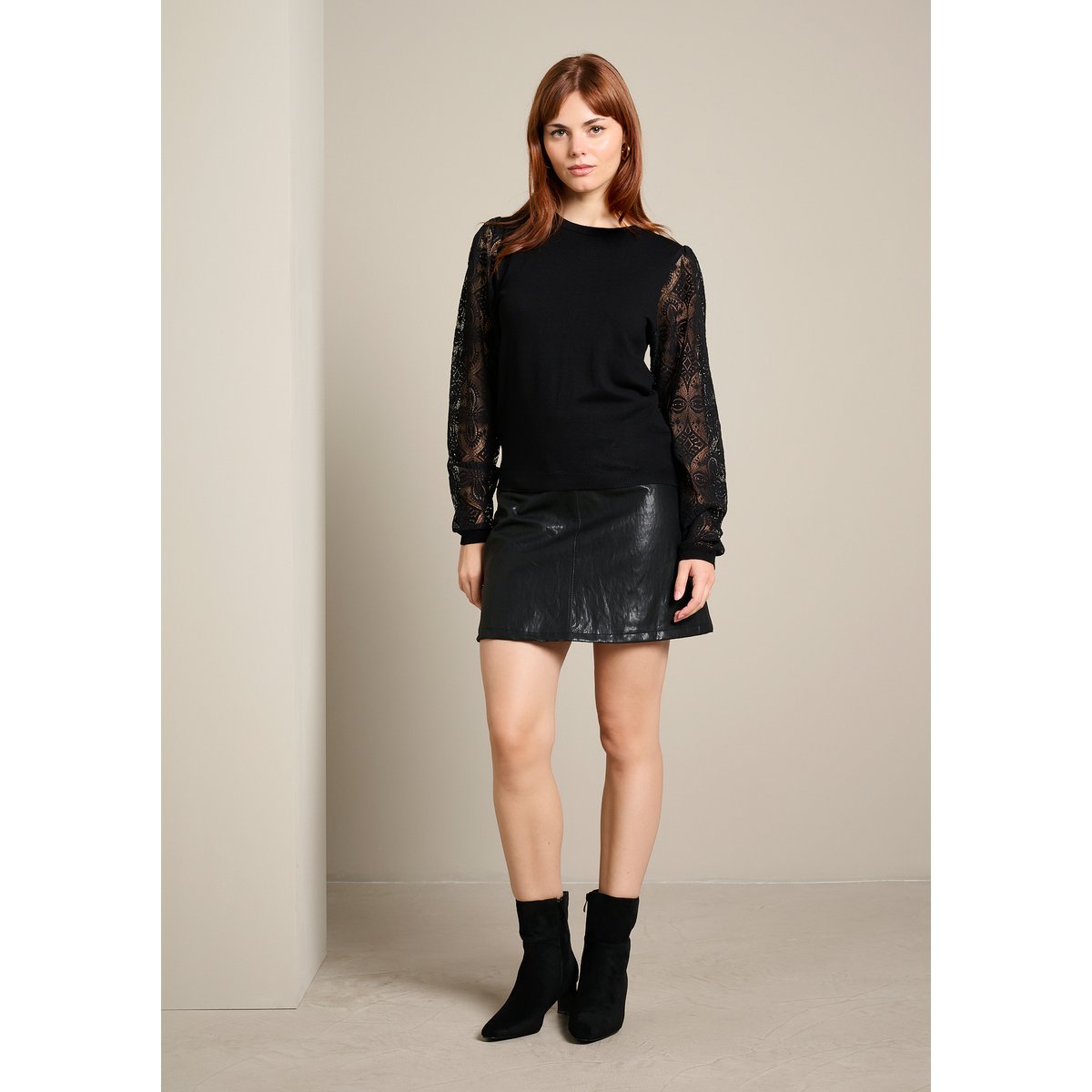 Pull à manches en macramé noir, LOLALIZA