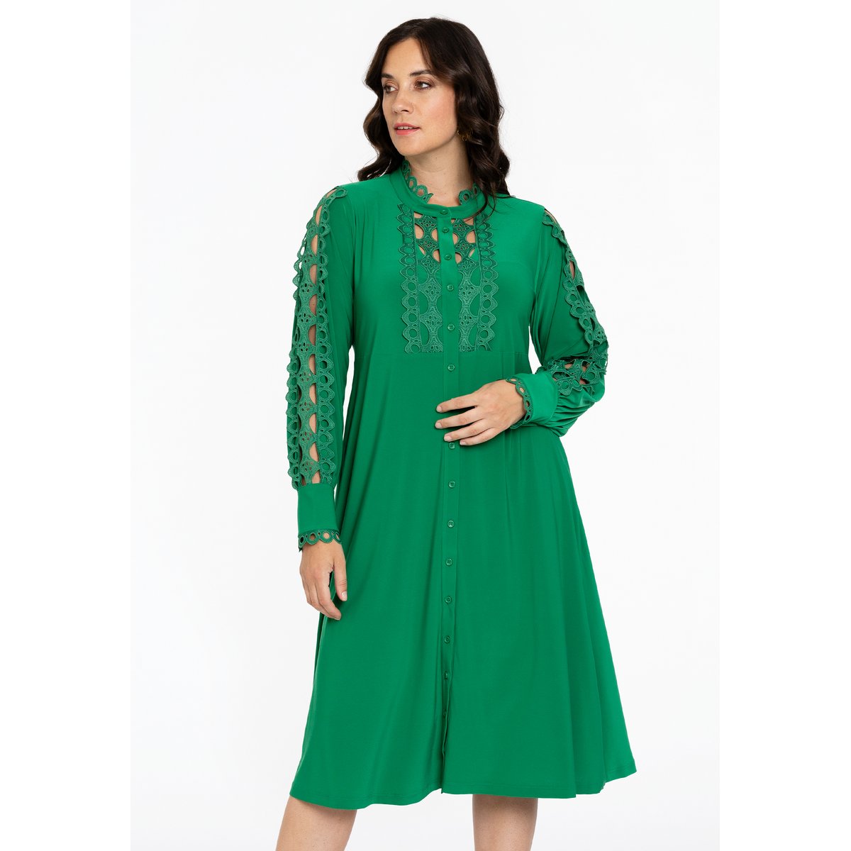 Robe brodée vert, YOEK