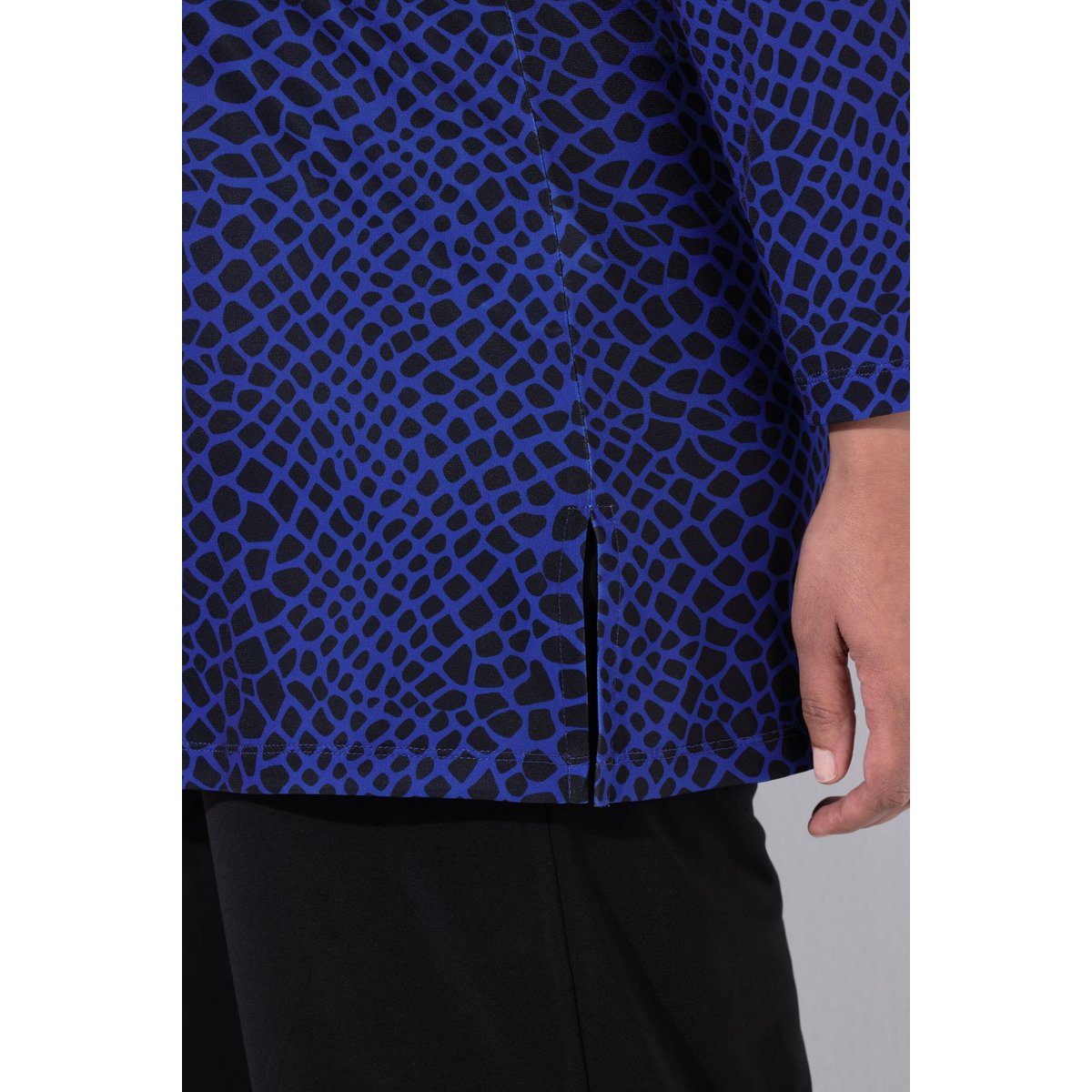 T-shirt long motif peau de serpent noir, ULLA POPKEN