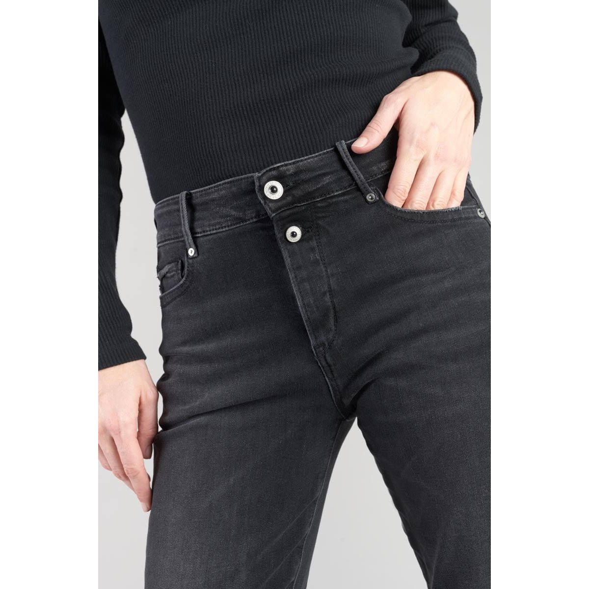 Jeans droite 400/18, 7/8ème black / black, LE TEMPS DES CERISES