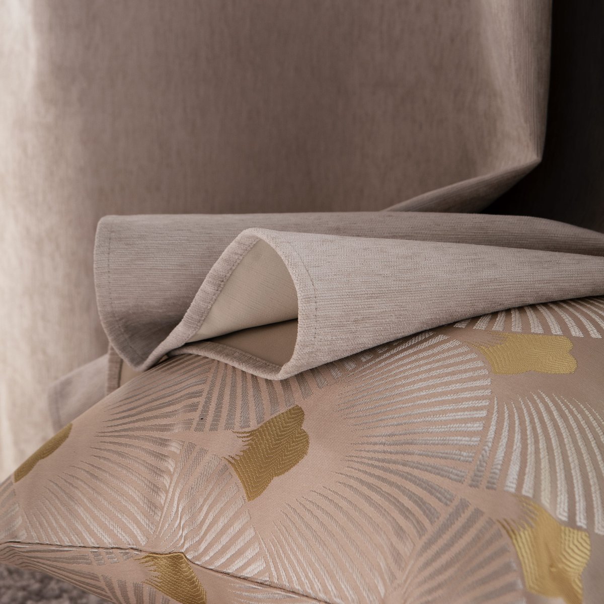 Rideau thermique occultant en velours chenillé, AURIANE beige, INSPIRE