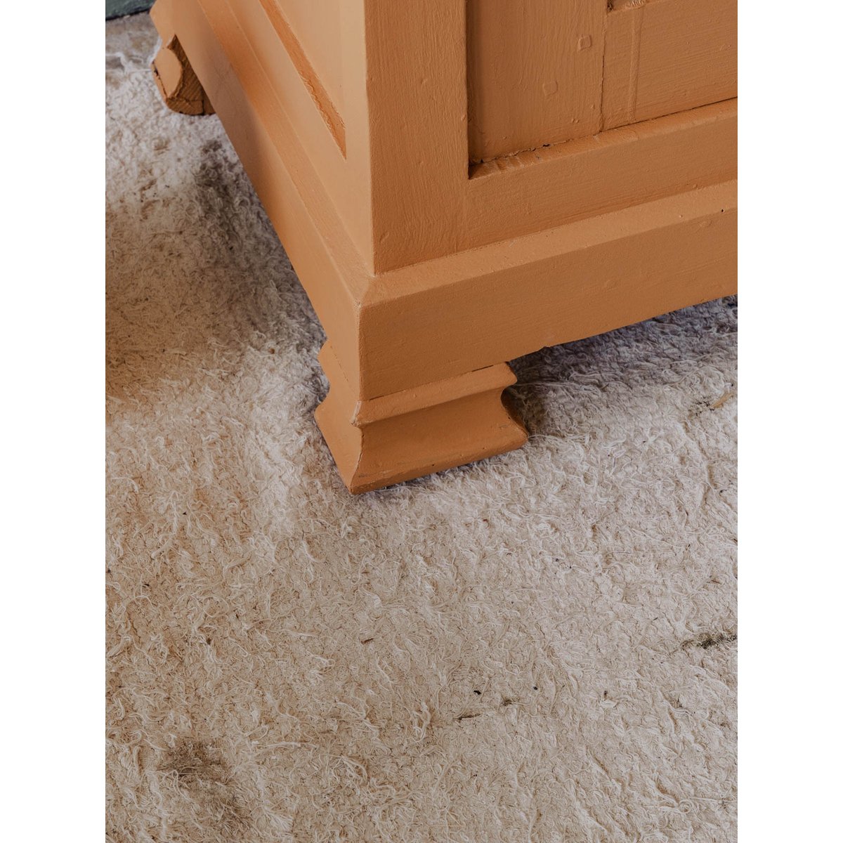 Buffet en bois orange Gilbert N°1527 - Bon état bois clair, DEBONGOUT