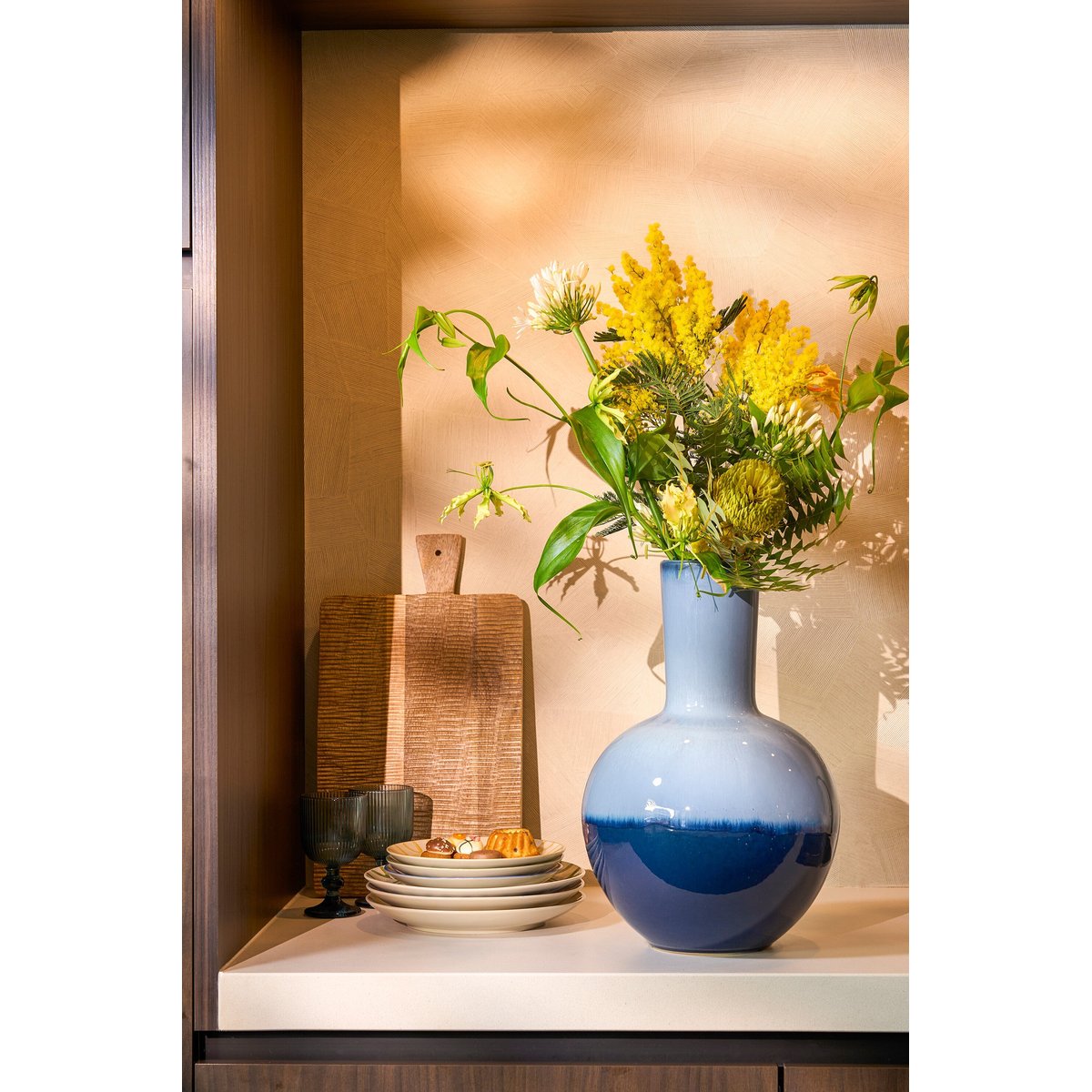Vase H42 cm HOLM bleu, MICA DECORATIONS