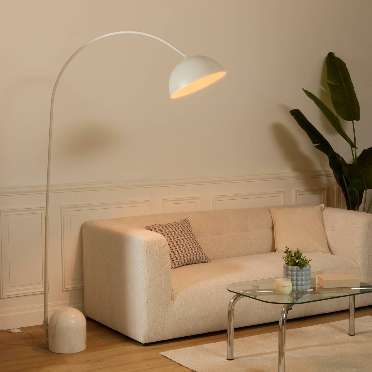 Lampadaire arc en marbre SHANI argile, ATMOSPHERA