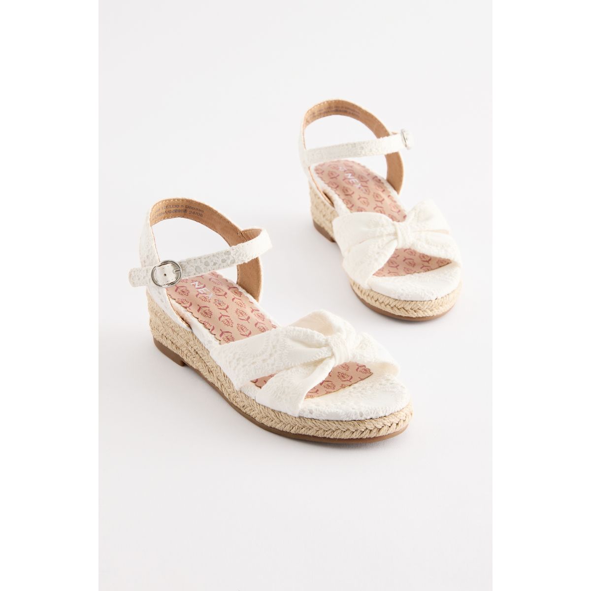 Sandales à semelles compensées broderie blanche, NEXT