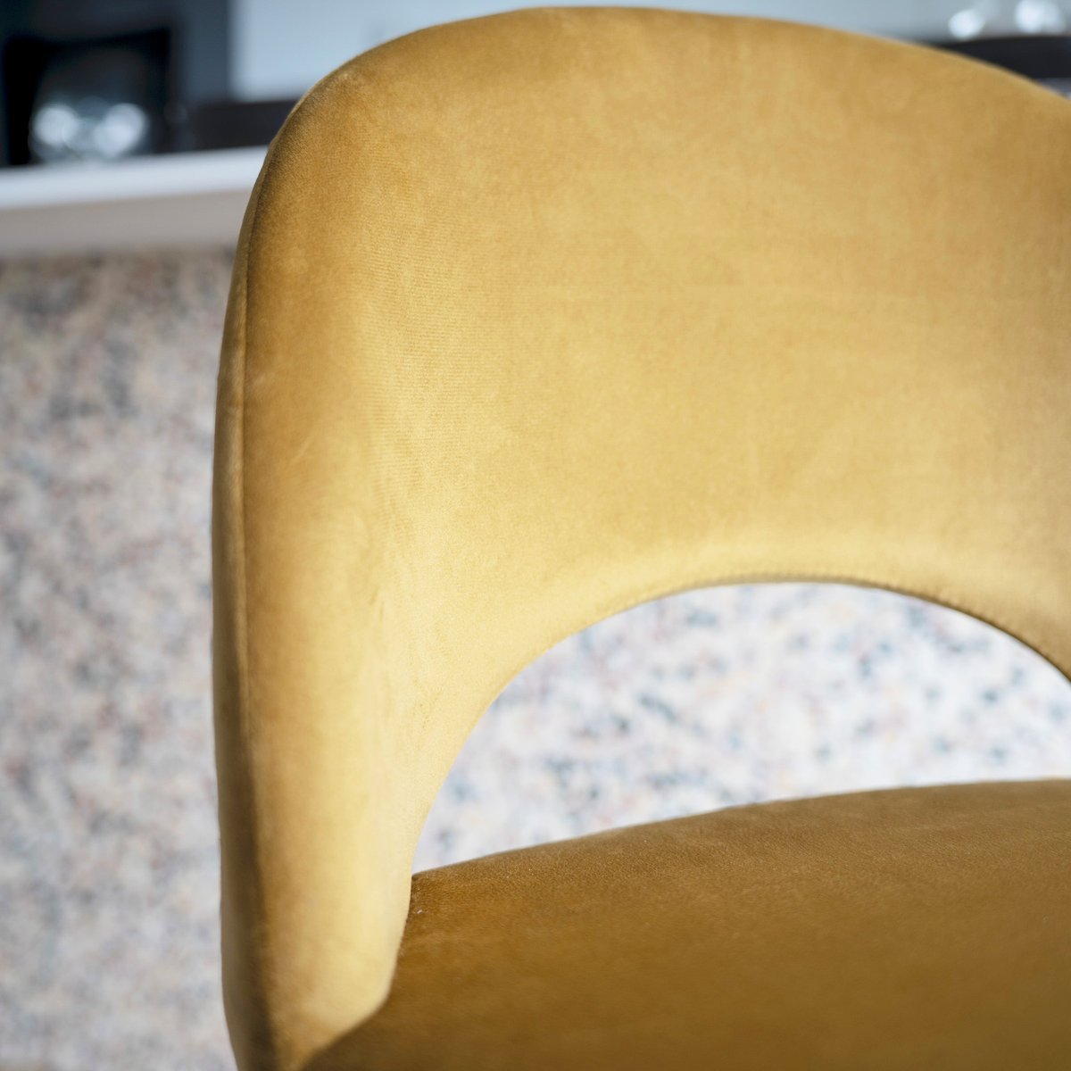 Pack 4 chaises pour îlot central en velours 65 cm - PÉNÉLOPE vert et jaune, MAISON PAVANE