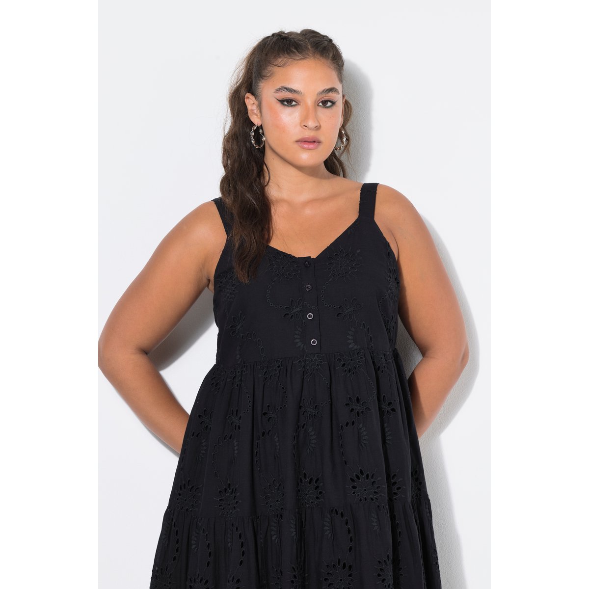 Robe midi à bretelles, coupe évasée noir, STUDIO UNTOLD