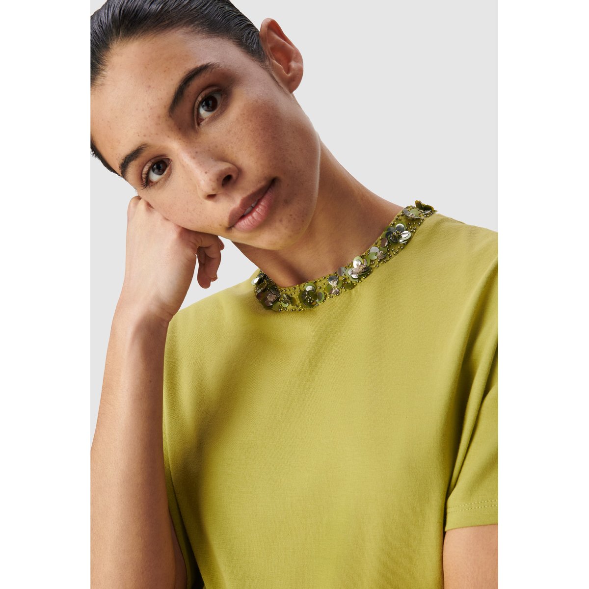 Tee-shirt manches courtes col bijou olive d'été, IKKS