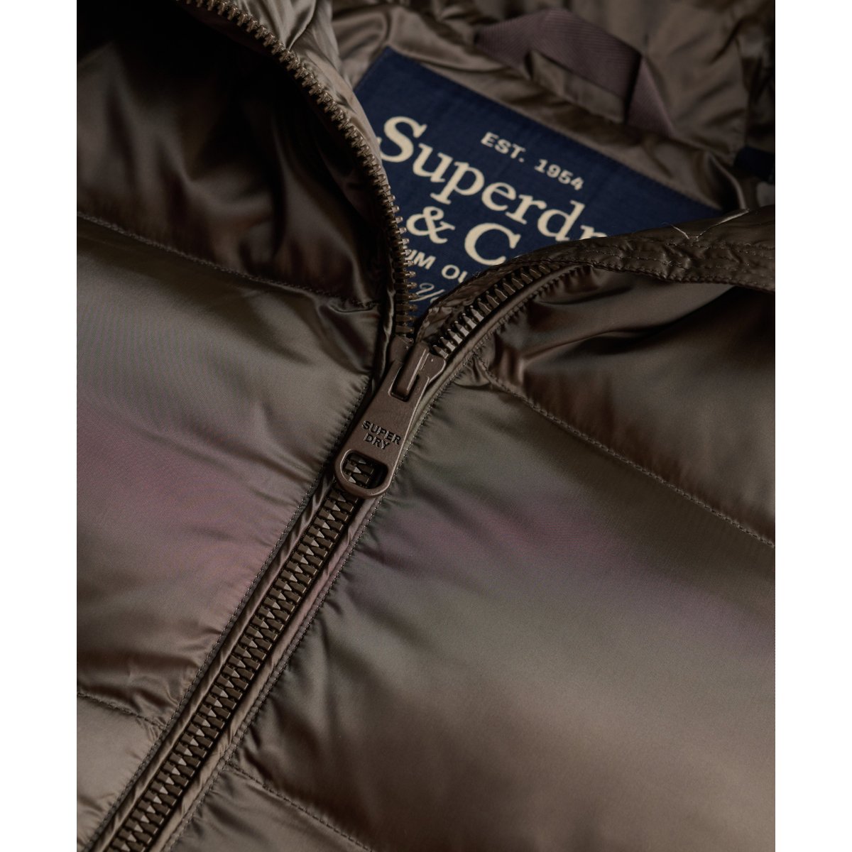 Doudoune à Capuche Brillante Coupe Ajustée kaki foncé, SUPERDRY