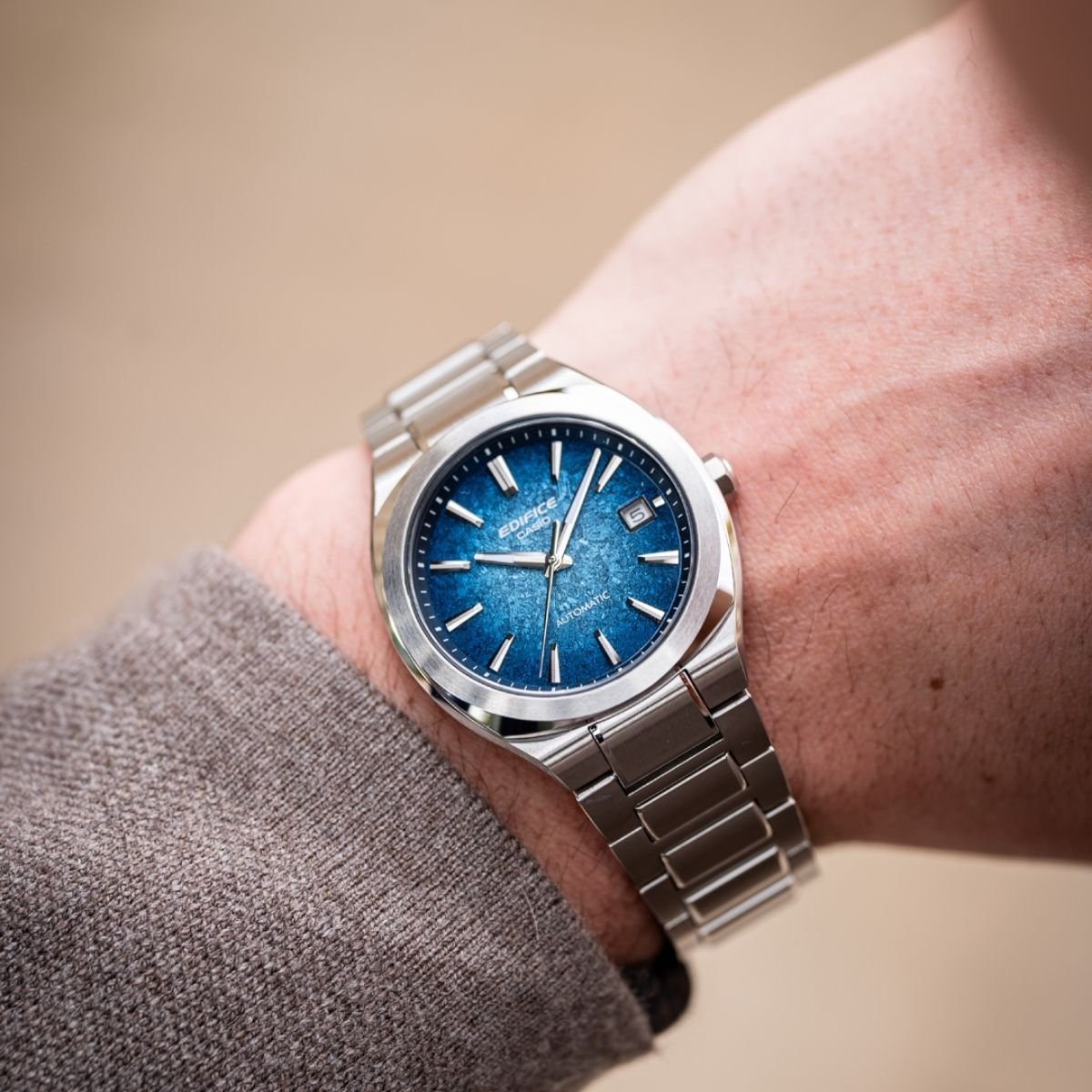 Montre Analogique EDIFICE argenté bleu argenté, CASIO