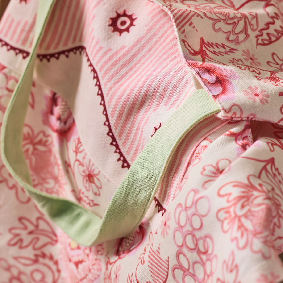 Spitalfields Silk Apron pink, CATH KIDSTON