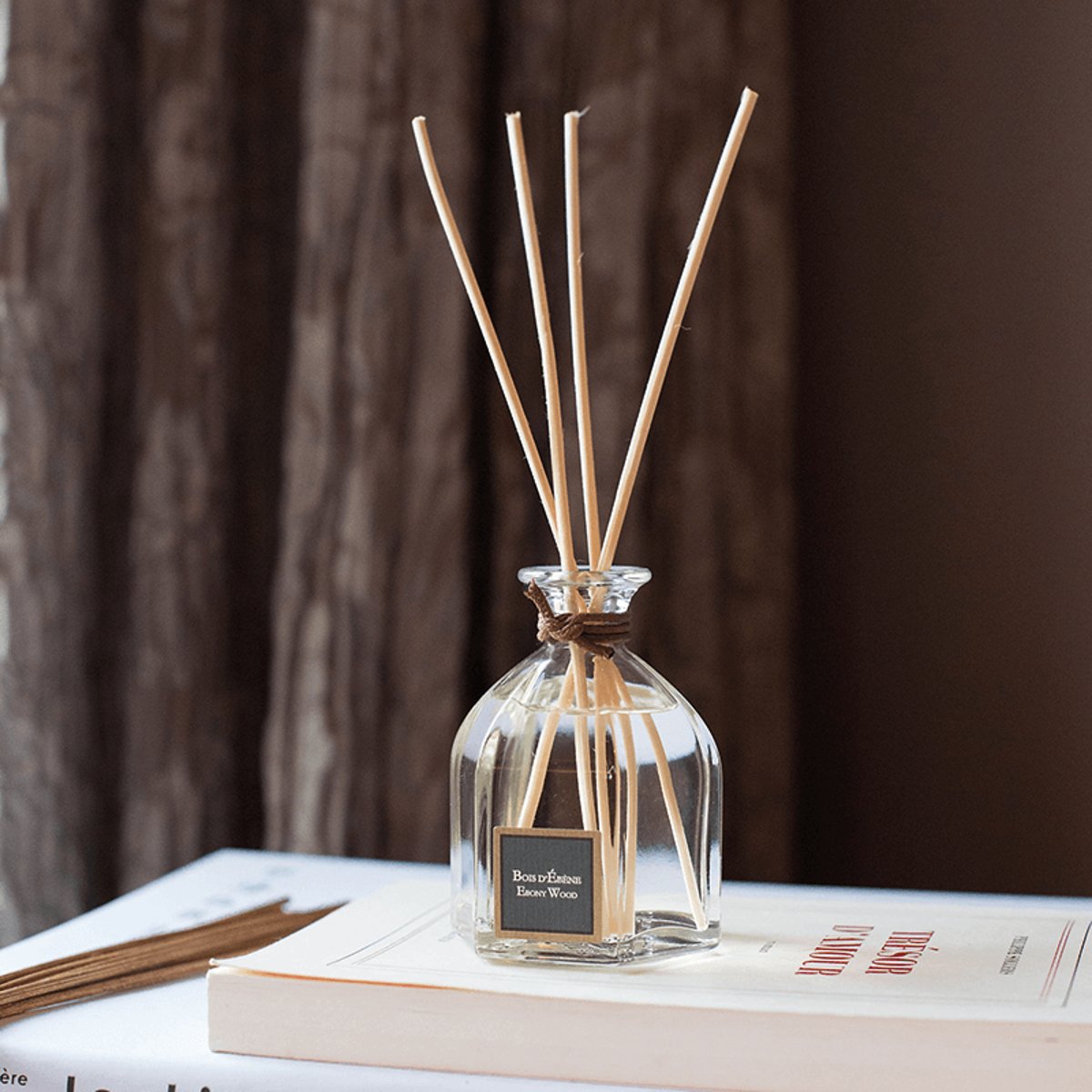 Diffuseur de parfum BOIS D'EBENE blanc, COLLINES DE PROVENCE